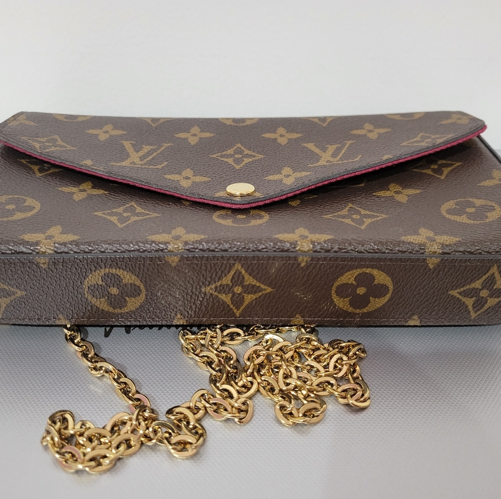 Authentic Louis Vuitton Felicie Monogram Pochette with LV chain & 1 zip insert